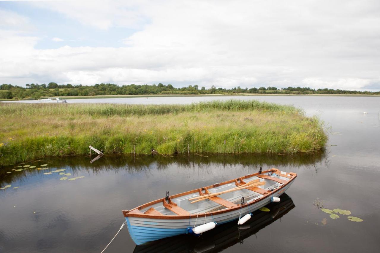 Inviting 4-Bed House In Strokestown Villa Exteriör bild