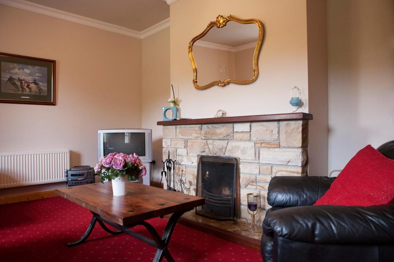 Inviting 4-Bed House In Strokestown Villa Exteriör bild